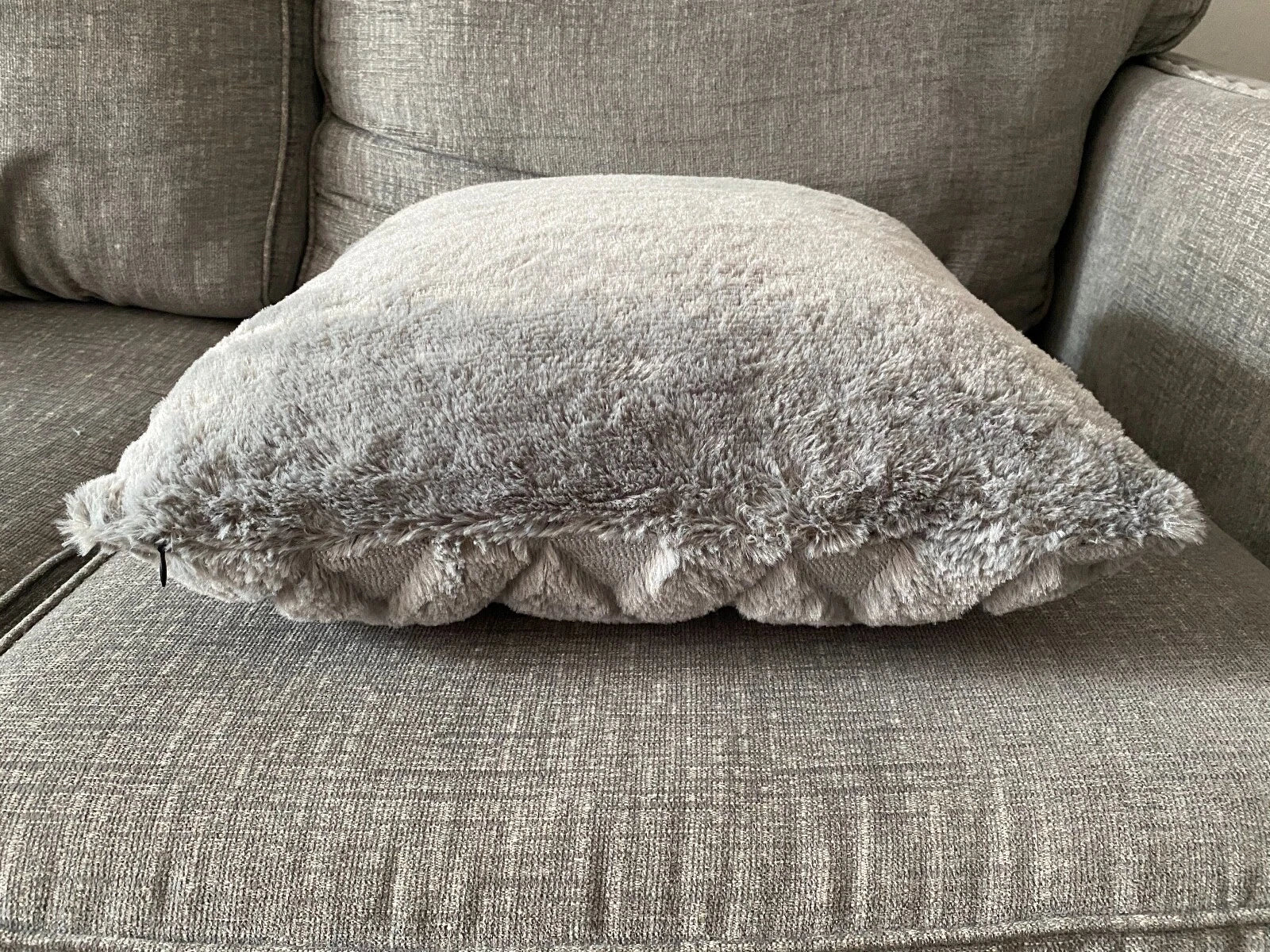 Pillow Cover 18"/18" Sofa Bed Gray Case Faux Fur Pillow Cushion Home Decor Gift