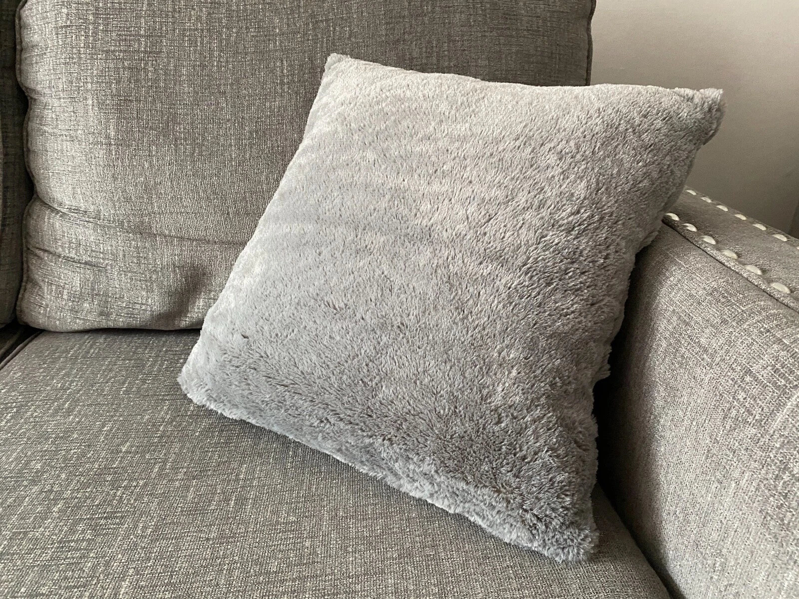 Pillow Cover 18"/18" Sofa Bed Gray Case Faux Fur Pillow Cushion Home Decor Gift